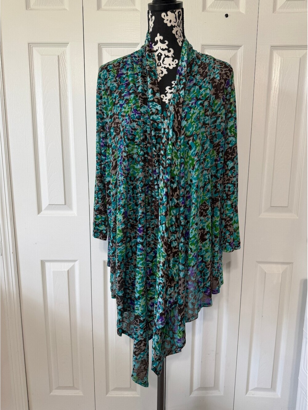 Ruby Rd. Woman 2X Floral Patterned‎ Lightweight Cotton-Poly Cardigan